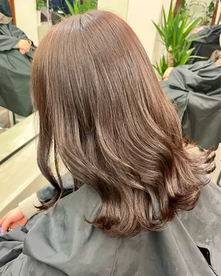 ミディアム カラー ツヤカラーを実現 /カンナのヘアスタイル