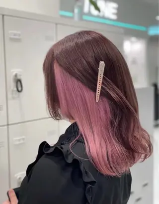 ロング カラー ヘアアレンジ 🩵ダメージレス艶感 ハイトーン🩷のヘアスタイル