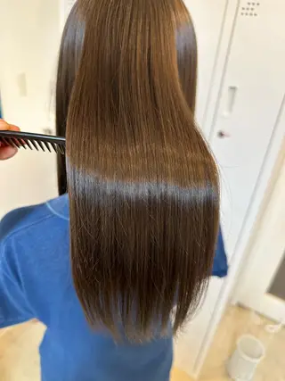 セミロング カラー ainico.所属・明治神宮前 NANAMIのヘアスタイル