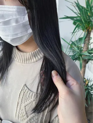 ロング カラー パーマ 塩澤 榛奈のヘアスタイル