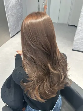 ロング カラー 心斎橋/透明感カラー 髪質改善/レイヤーのヘアスタイル