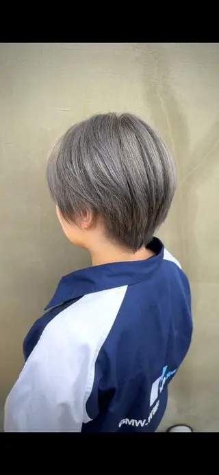 ショート 各務原/カラー/ブリ ーチお任せください!のヘアスタイル