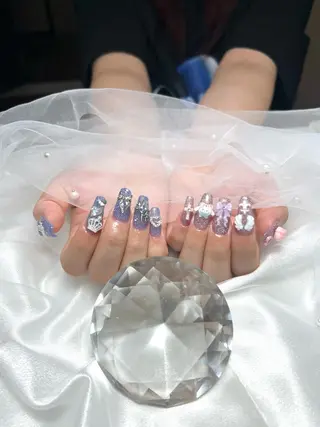 ネイル 井尻 紗菜のネイルデザイン