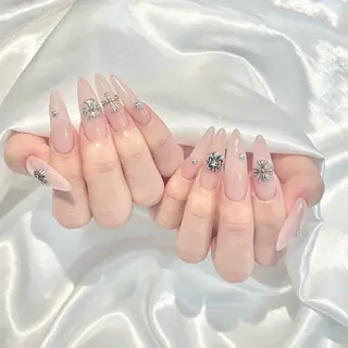 ネイル WISTERIA kyokaのネイルデザイン