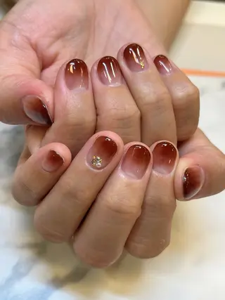 ネイル 渡邉 真衣のネイルデザイン