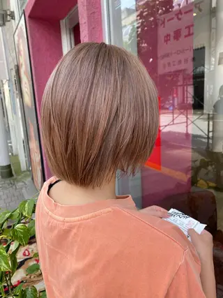 ショート カラー mori by little所属・デザインカラー✨新倉 佑奈のヘアスタイル