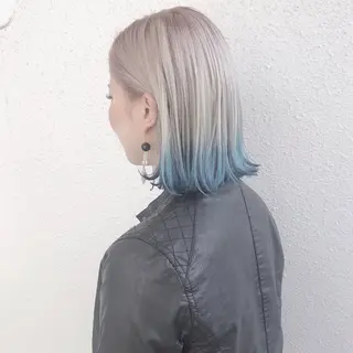 ショート カラー CHERIEブリーチ ダブルカラー　天神のヘアスタイル