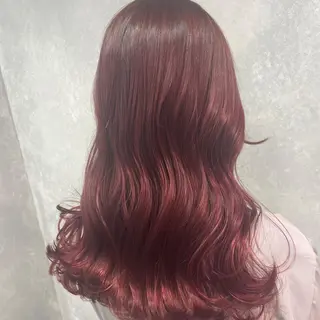 セミロング カラー LUANA/千種 さなのヘアスタイル