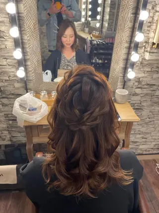 ミディアム ヘアアレンジ hair make  Lucciのヘアスタイル