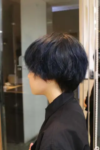 ショート カラー 艶髪カラー/ 怜音のヘアスタイル