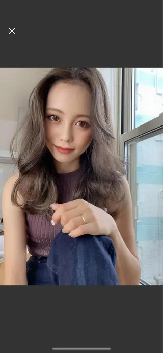 ロング カラー 中村 朱里のヘアスタイル