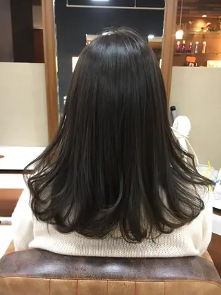 ミディアム カラー 三尾 麻美のマツエク・マツパデザイン