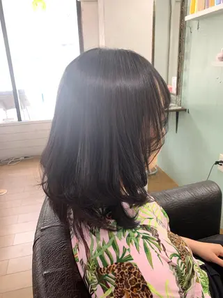 ミディアム R ri R takagiのヘアスタイル