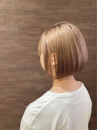ショート カラー 宮原 佳苗のヘアスタイル