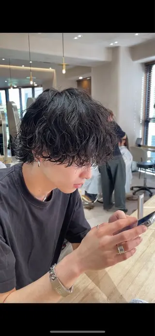 ミディアム パーマ メンズ メンズ特化美容師 🤍FUKAのヘアスタイル