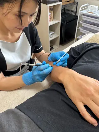 メンズ脱サロンadire所属・高杉 城のエステ・リラクイメージ