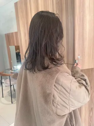 カラー 🫒🫒ブリーチなし 艶カラー🫒ヤマシロのヘアスタイル