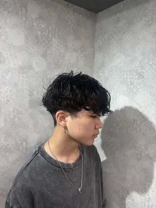 パーマ 外国人風ヘア ×18歳美容師ルイヤのヘアスタイル