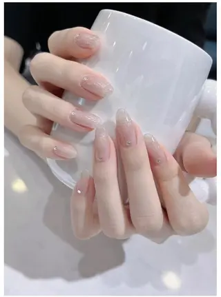 ネイル Amira アイラッシュのマツエク・マツパデザイン