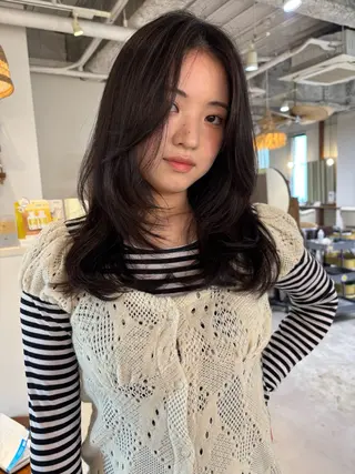 ミディアム cocoluana(ココルアナ)所属・韓国風ヘア専門 🇰🇷Noaのヘアスタイル