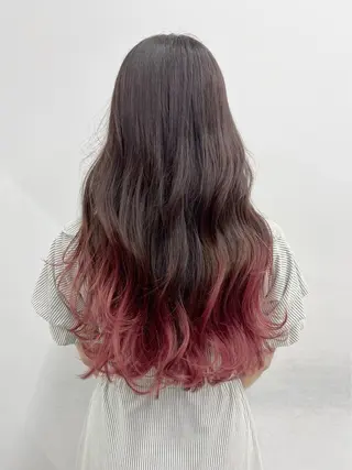 カラー urara /ブリーチ/艶カラーのヘアスタイル