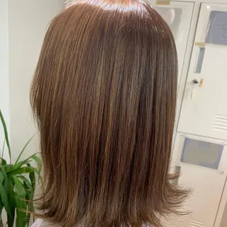 カラー 齊藤 来美のヘアスタイル