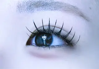 マツエク・マツパ 表参道Iris duo店所属・サブカルメイクに合う まつ毛🖤Moeのマツエク・マツパデザイン