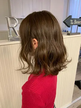 ミディアム 山内 聡史のヘアスタイル