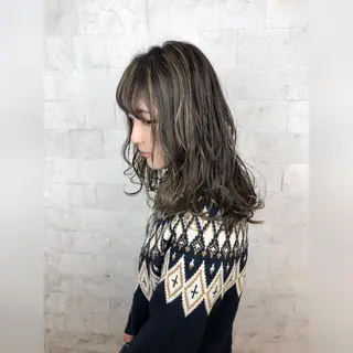 セミロング カラー 圧倒的美髪ストレート ツダケイタロウのヘアスタイル