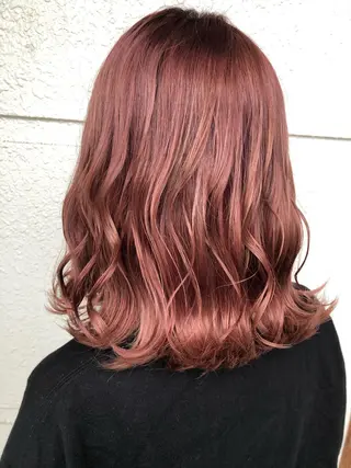 ミディアム レイヤーカット匠 イソザキノリユキのヘアスタイル