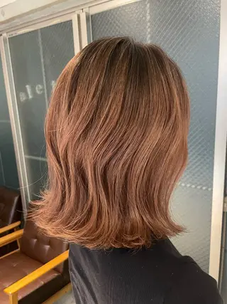 ミディアム aletta  大森町所属・韮澤 里奈のヘアスタイル