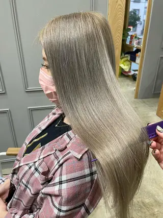 ロング カラー miloc那覇 MIKUのヘアスタイル