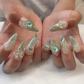 ネイル 💎🐰 saki. m 🐰💎のネイルデザイン