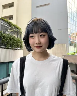 ミディアム カラー 東 隆斗のヘアスタイル