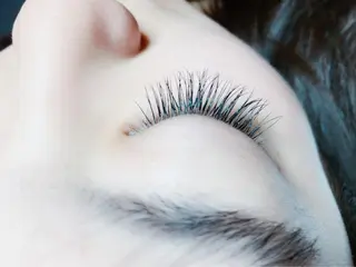 マツエク・マツパ yellow所属・yellow ★のマツエク・マツパデザイン