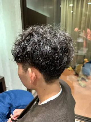 メンズ ブリーチ/艶カラー カノ🌼のヘアスタイル