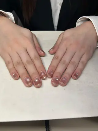 ネイル 三輪 彩美春のネイルデザイン