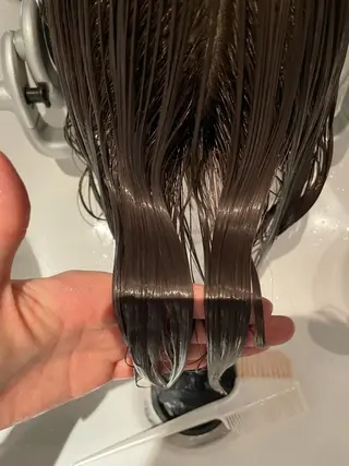 ロング 髪質改善/縮毛矯正/ 酸性ストレート/まやのヘアスタイル