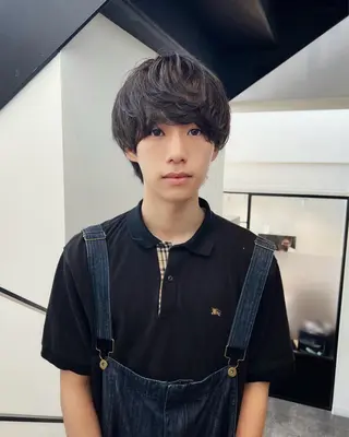 パーマ メンズ Qin shaire salon 原宿verno店所属・【センターパート】 ETO／江藤翼の眉毛・アイブロウイメージ