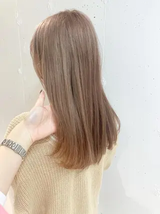 セミロング カラー raika .のヘアスタイル