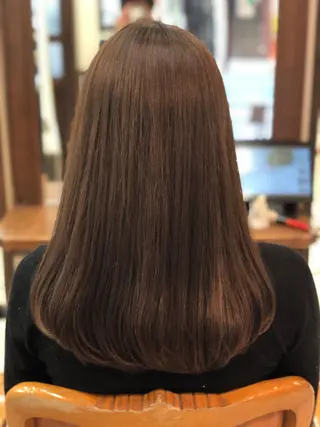 ロング カラー 白髪ぼかし脱白髪染め 大塚綾のヘアスタイル