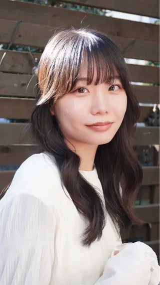 ミディアム カラー 透明感グレージュ カラー大夢🫧のヘアスタイル