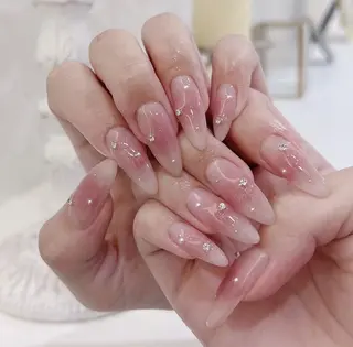 ネイル Rose Ana.Chuoのネイルデザイン