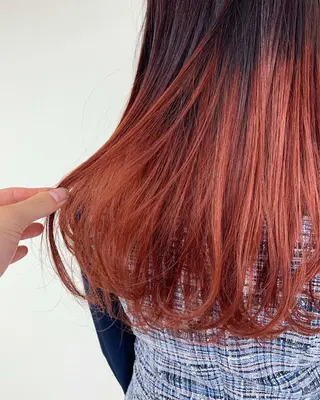 カラー 藤原 侑香のヘアスタイル