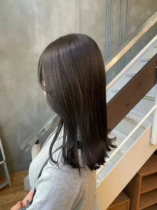 セミロング 似合わせカラー✨ レミのヘアスタイル