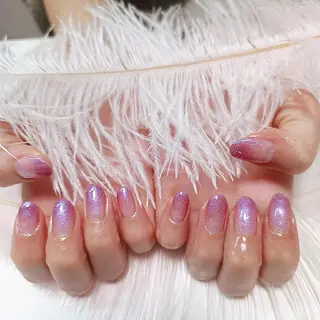 ネイル YUYI.nail salon所属・Mi Naのネイルデザイン