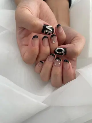 ネイル 五十嵐 美智のネイルデザイン