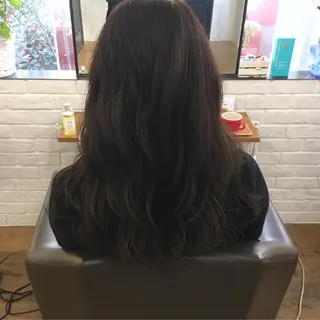 ロング カラー 上川 美幸のヘアスタイル