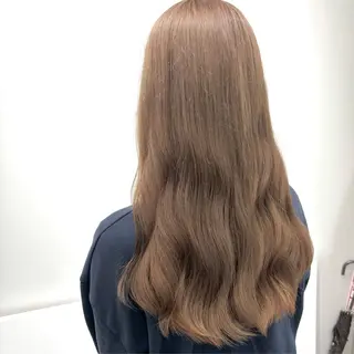 ロング カラー NUMBER_ ユイナのヘアスタイル