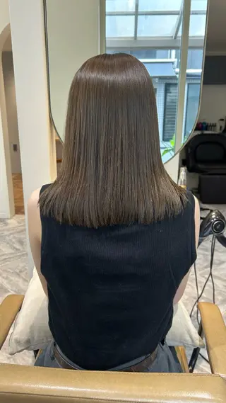 ミディアム カラー Lomalia Moemiのヘアスタイル